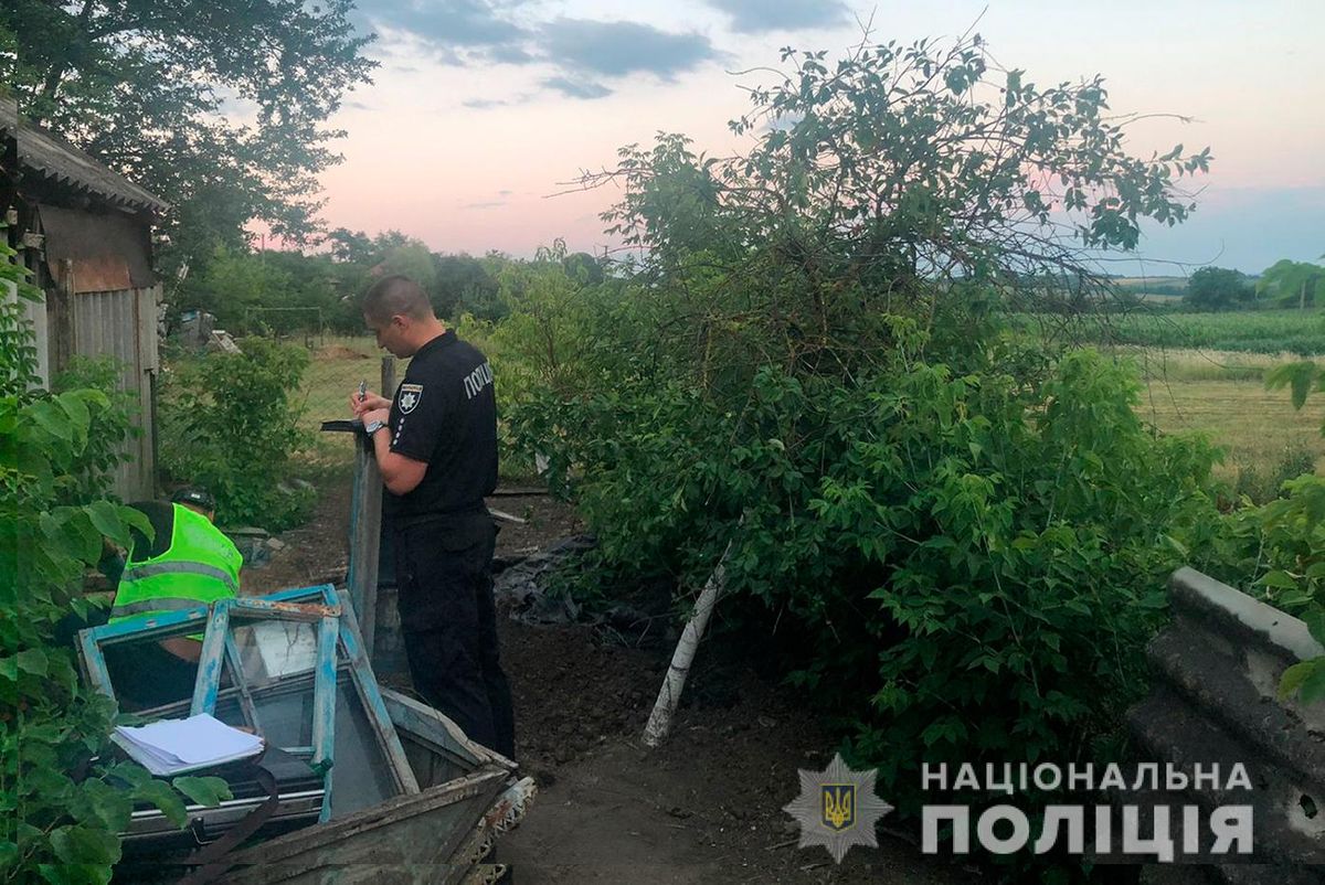 Зниклого 52-річного мешканця Буковини знайшли закопаним на городі