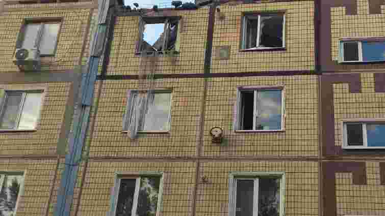 Жителів Нікополя закликали виїхати вглиб району через обстріли росіян