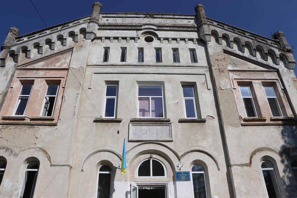 У психлікарні на Львівщині поселять 100 пацієнтів із зони бойових дій