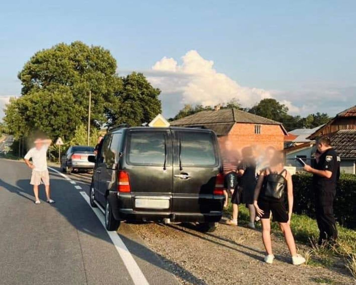 П’яний водій мікроавтобуса збив 14-річну школярку у Рогатині