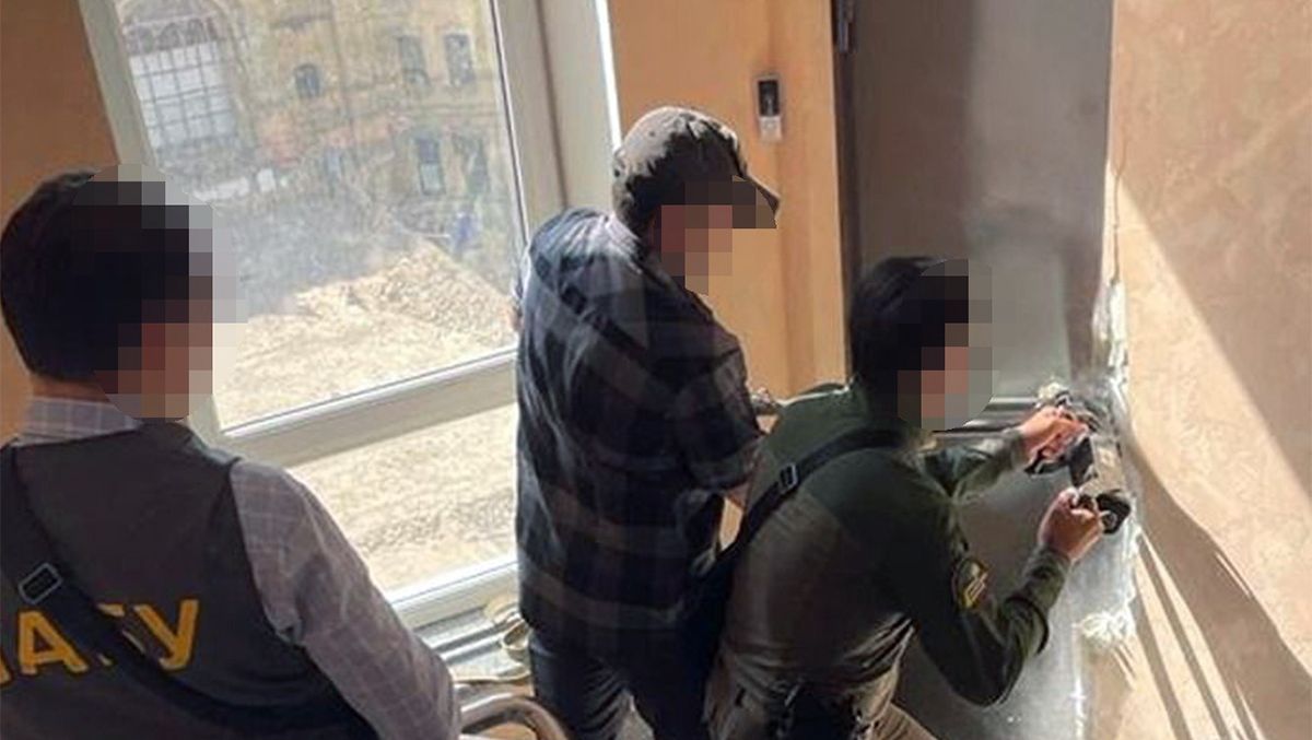 СБУ затримала керівника охорони нардепа Андрія Деркача