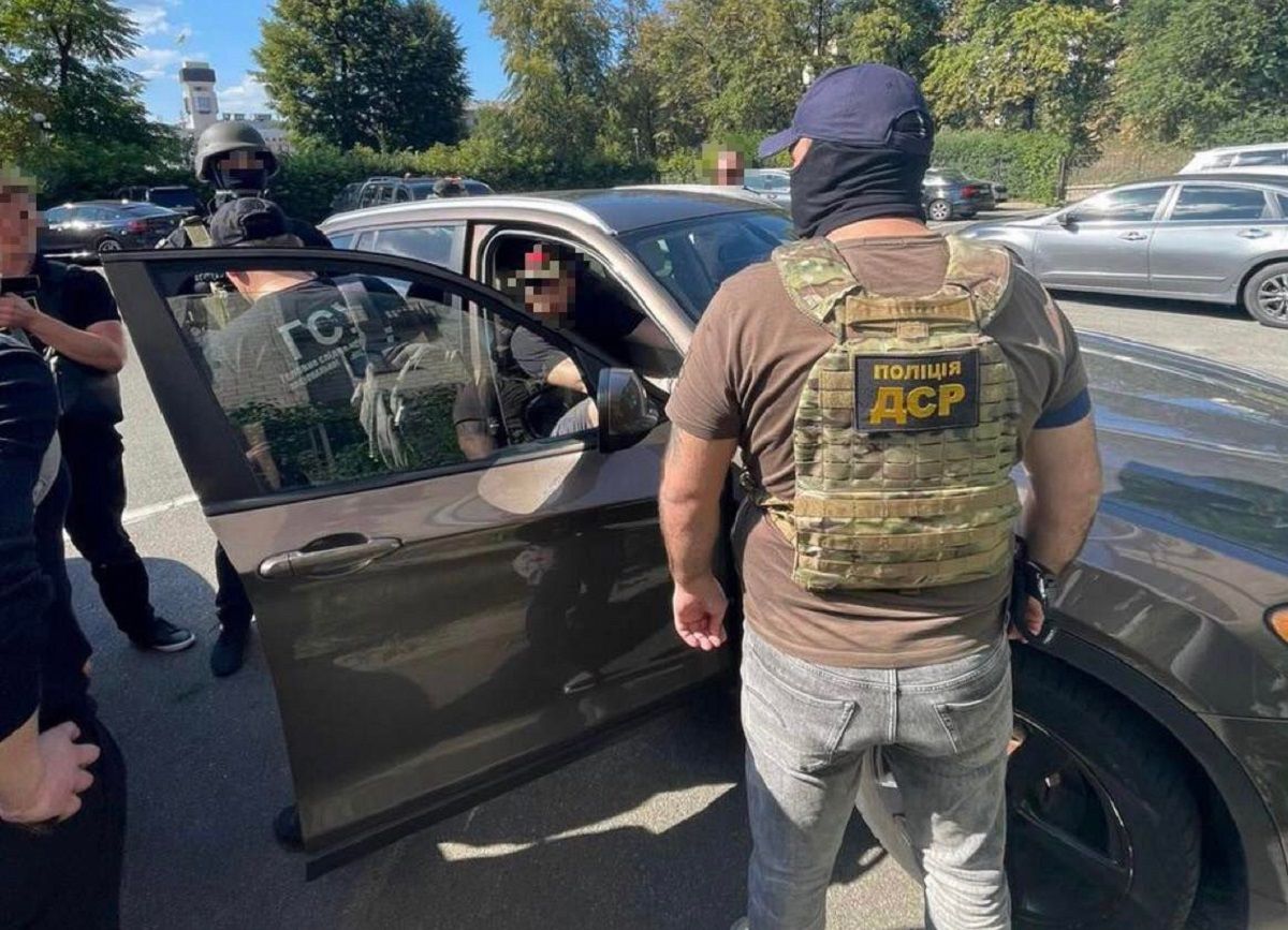 Екс-заступника голови Дніпропетровської ОДА викрили на продажі гуманітарної допомоги