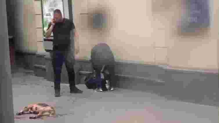 На пероні львівського вокзалу поліцейський застрелив агресивну вівчарку