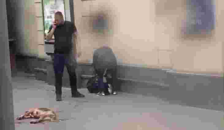 На пероні львівського вокзалу поліцейський застрелив агресивну вівчарку
