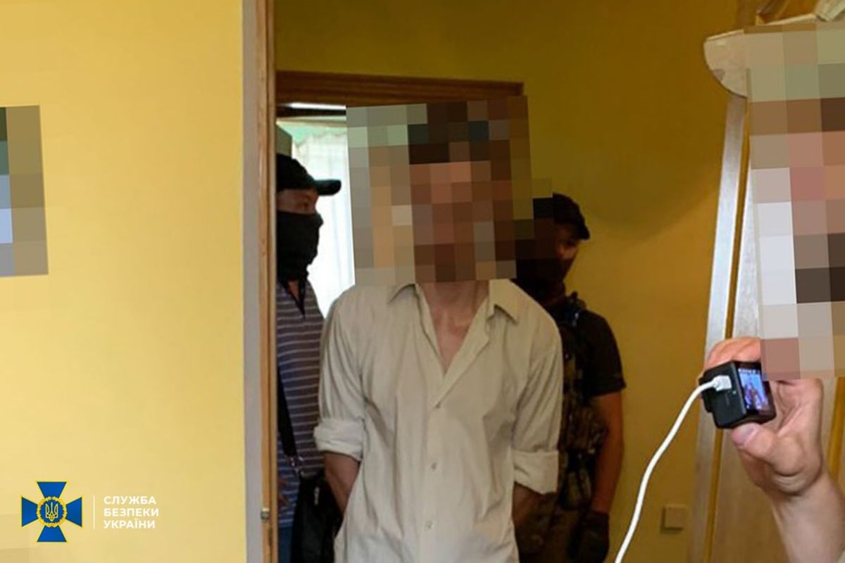 Контррозвідка СБУ затримала навідника російського вогню на Миколаїв