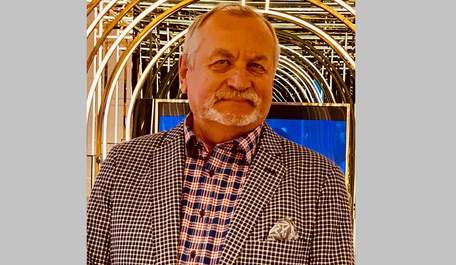 Львівський письменник Василь Базів виявився расистом і ксенофобом