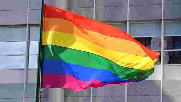 Зеленський дав відповідь щодо петиції про легалізацію одностатевих шлюбів