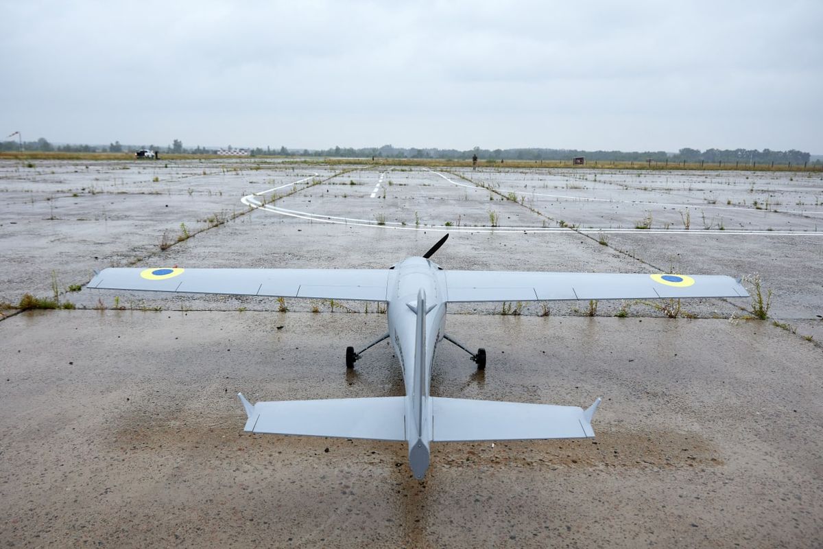 Україна отримала перші безпілотники-розвідники Fly Eye