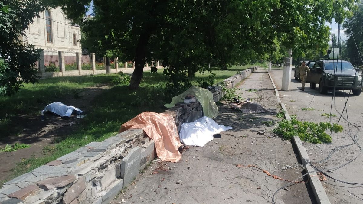 Росіяни обстріляли Торецьк, восьмеро людей загинули