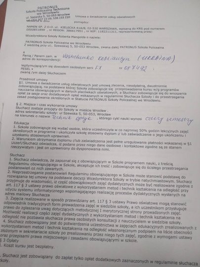 "Одногрупник виїхав, а мене ледь не прибили". Чому студентів не випускають за кордон 21