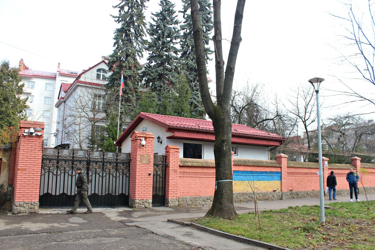 Спроба підпалу генконсульства РФ у Львові завершилась умовним покаранням