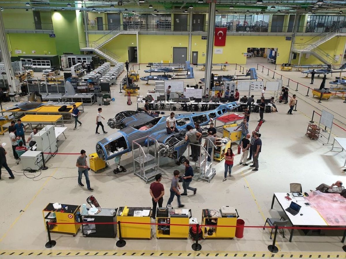 Виробник «Байрактарів» купив землю для будівництва заводу в Україні