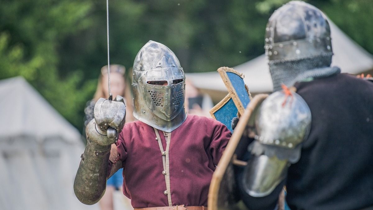 Львів'ян кличуть у «Тустань» на середньовічний табір і тренінг з домедичної допомоги