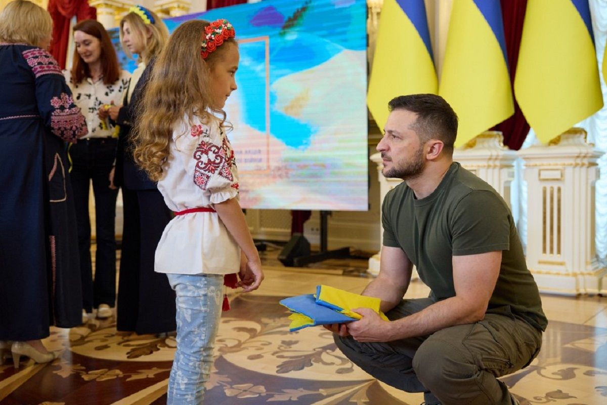 Восьмеро українських дітей отримали нагороди за героїчні вчинки під час війни