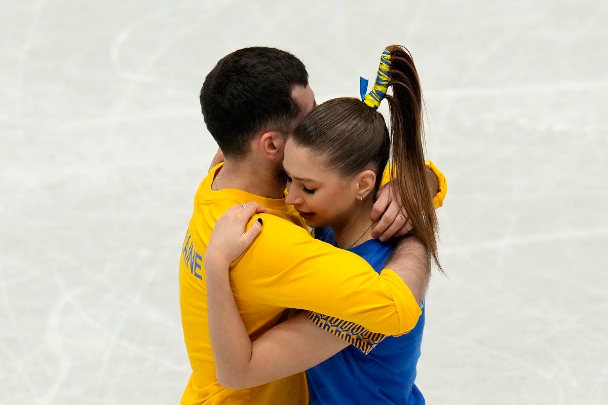 Чемпіони України з фігурного катання Назарова та Нікітін завершили кар'єру