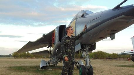 На війні з Росією загинув один із найкращих льотчиків України Антон Листопад