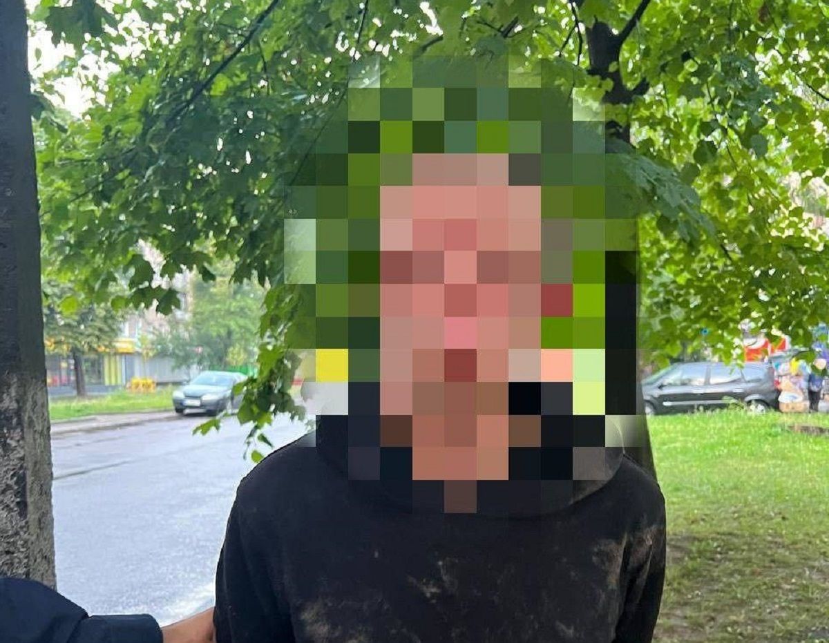 Мешканець Рівного вибачився на наругу над українським прапором