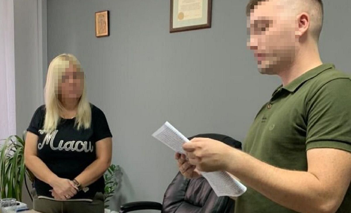 Львівську чиновницю підозрюють у виготовленні документів для ухилянтів