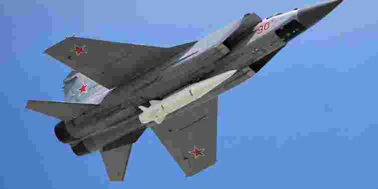 Росія розмістила у Калінінграді винищувачі з гіперзвуковими ракетами «Кинджал»