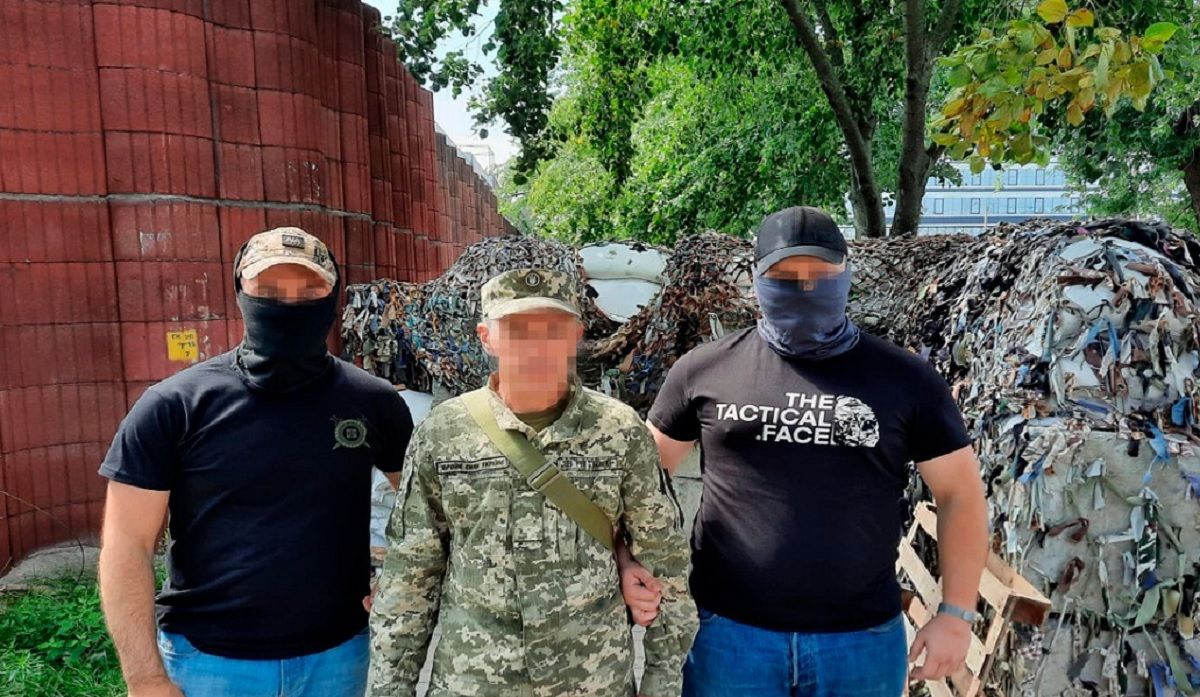 СБУ затримала двох російських агентів, які під час окупації катували мешканців Київщини
