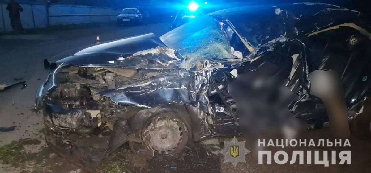 Двоє дітей і 25-річний водій загинули у ДТП на Закарпатті