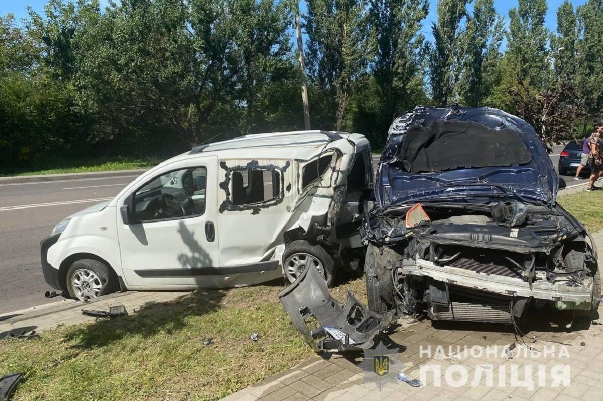 65-річна жінка постраждала внаслідок зіткнення трьох авто на околиці Рівного