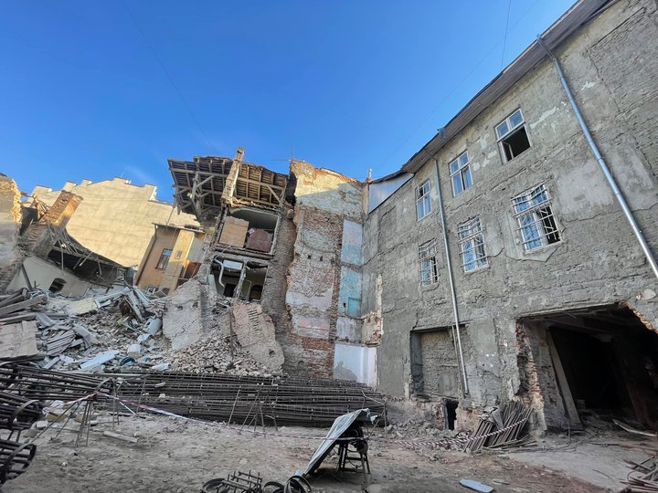 Уночі в житловому будинку в центрі Львова стався обвал 15 Фото Ігоря Зінкевича