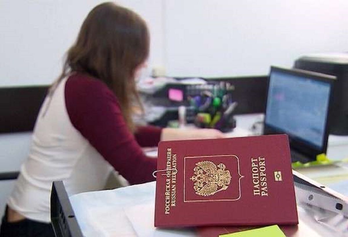 Майже мільйон росіян виїхали до країн ЄС після вторгнення в Україну