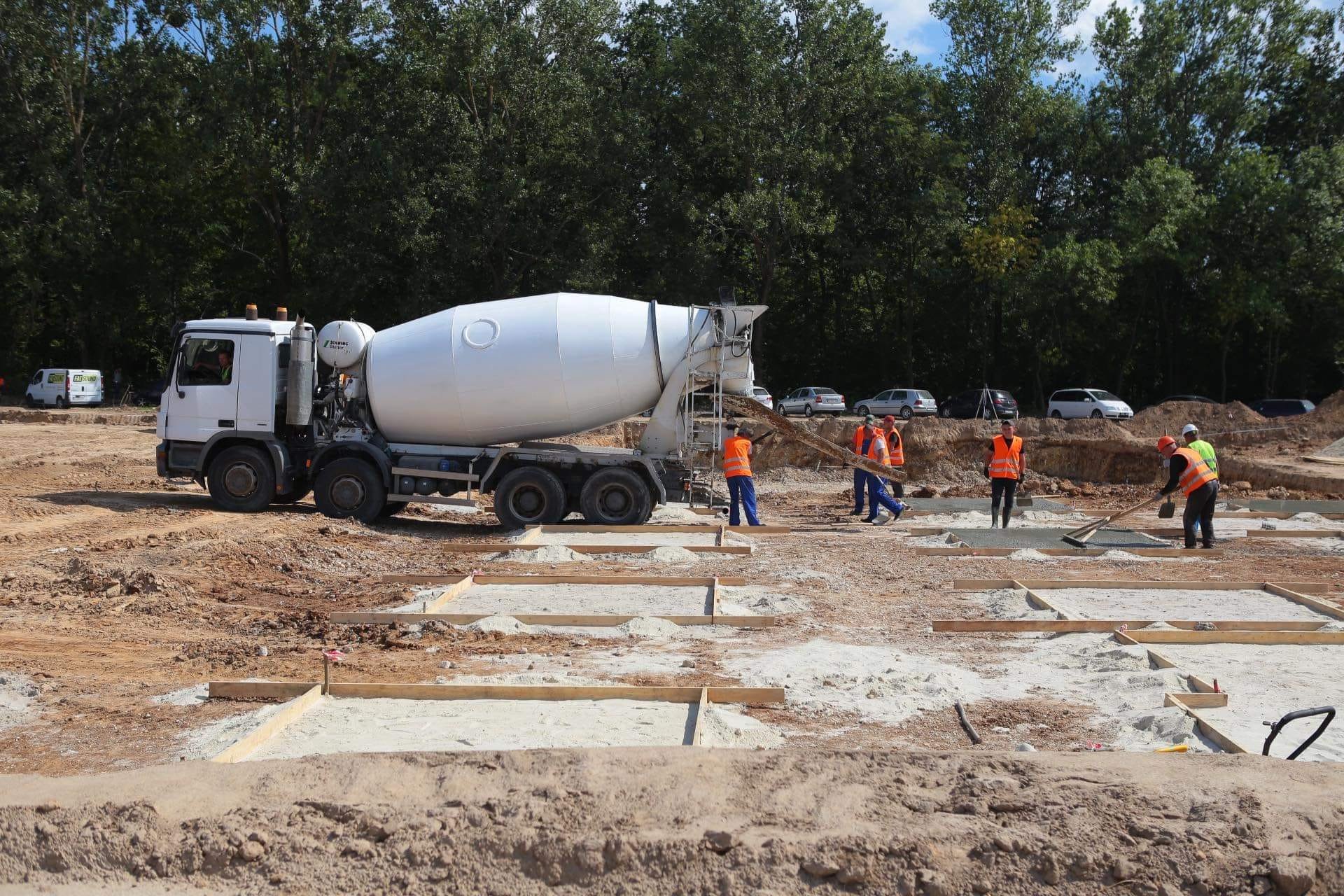 Біля Львова розпочали будівництво нового хлібопекарського комплексу 15