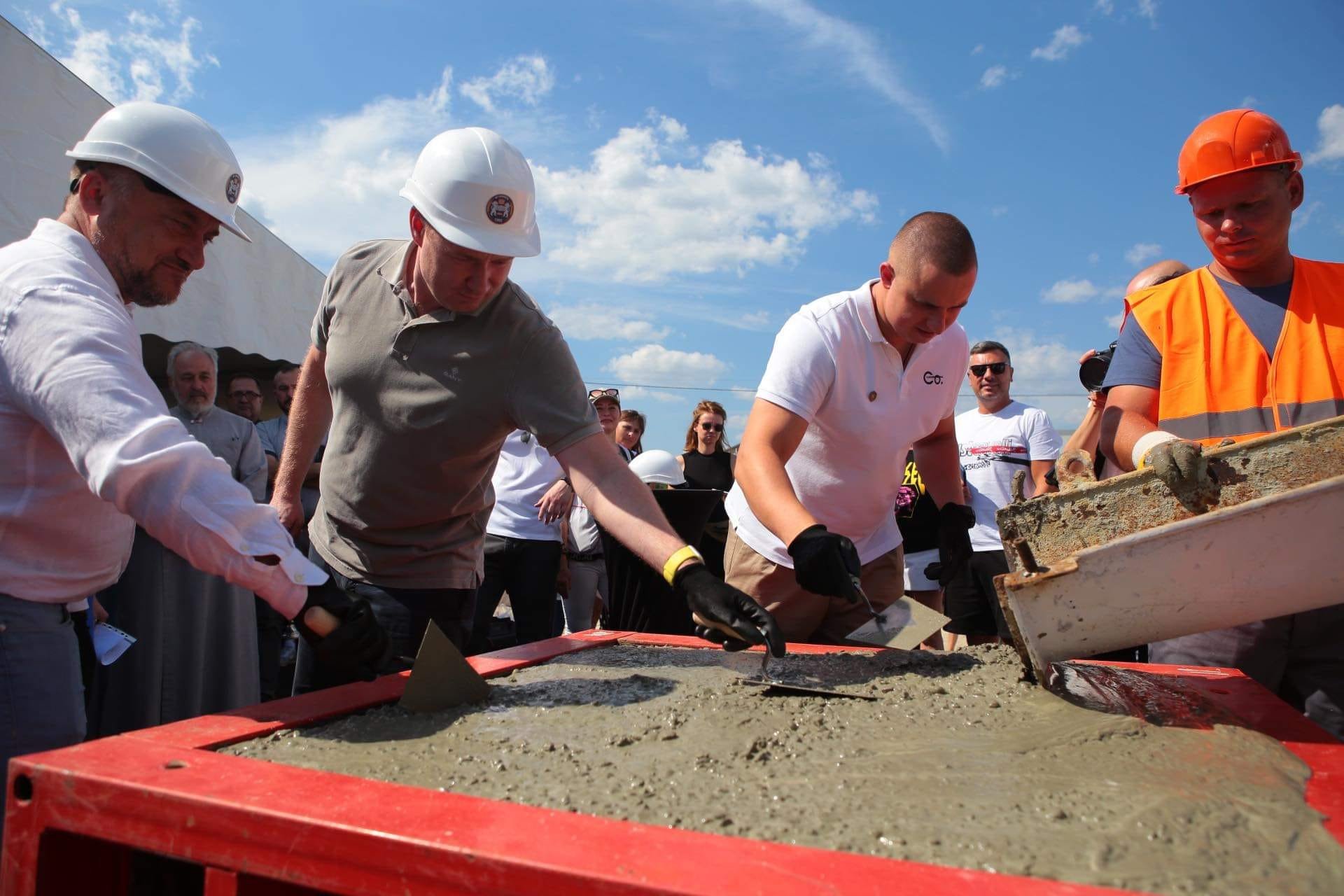 Біля Львова розпочали будівництво нового хлібопекарського комплексу 12