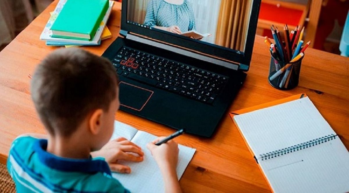 Для дистанційного навчання львівських школярів обрали шість шкіл