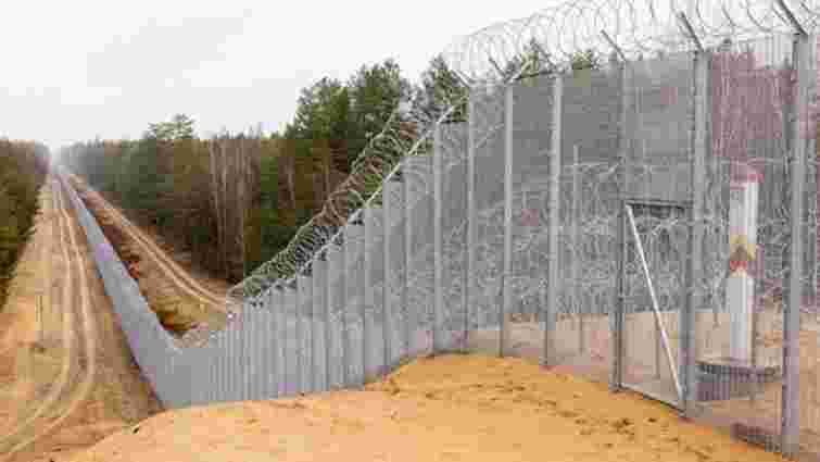 Литва завершила будівництво паркану на кордоні з Білоруссю