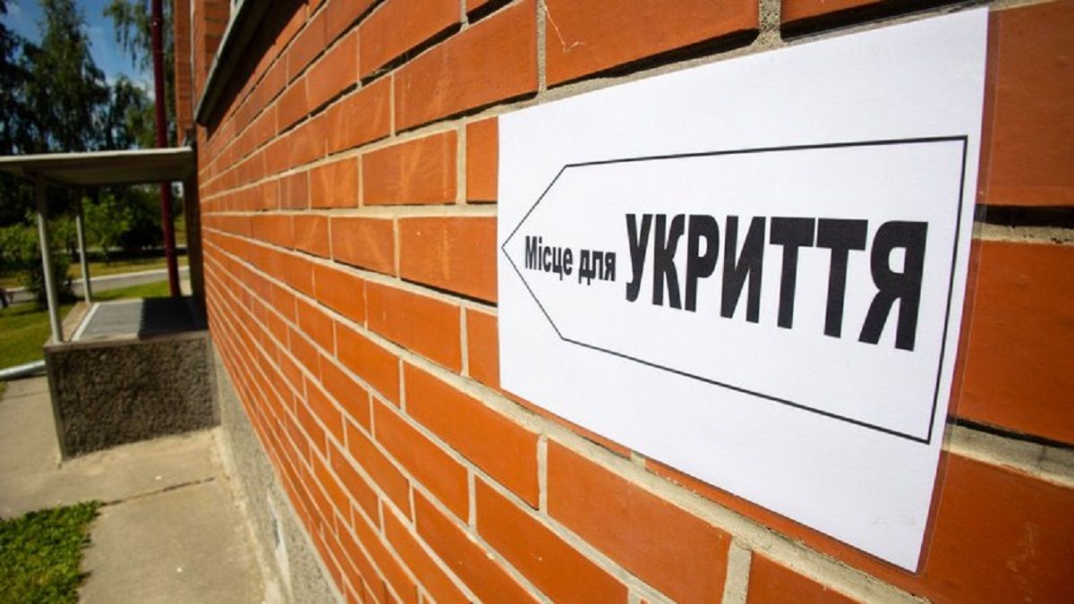 Поліція зобов’язала батьків підготувати тривожні наплічники для школярів