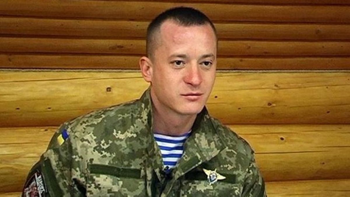 Компанія юнаків після зауваження побила військового у Коломиї