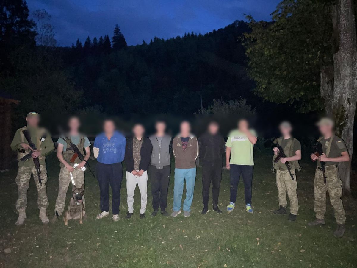 Шестеро ухилянтів із Закарпаття вдавали грибників, щоб пробратися у Румунію