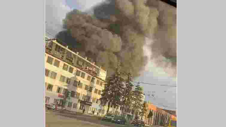 На закинутому заводі ЛАЗ сталася масштабна пожежа