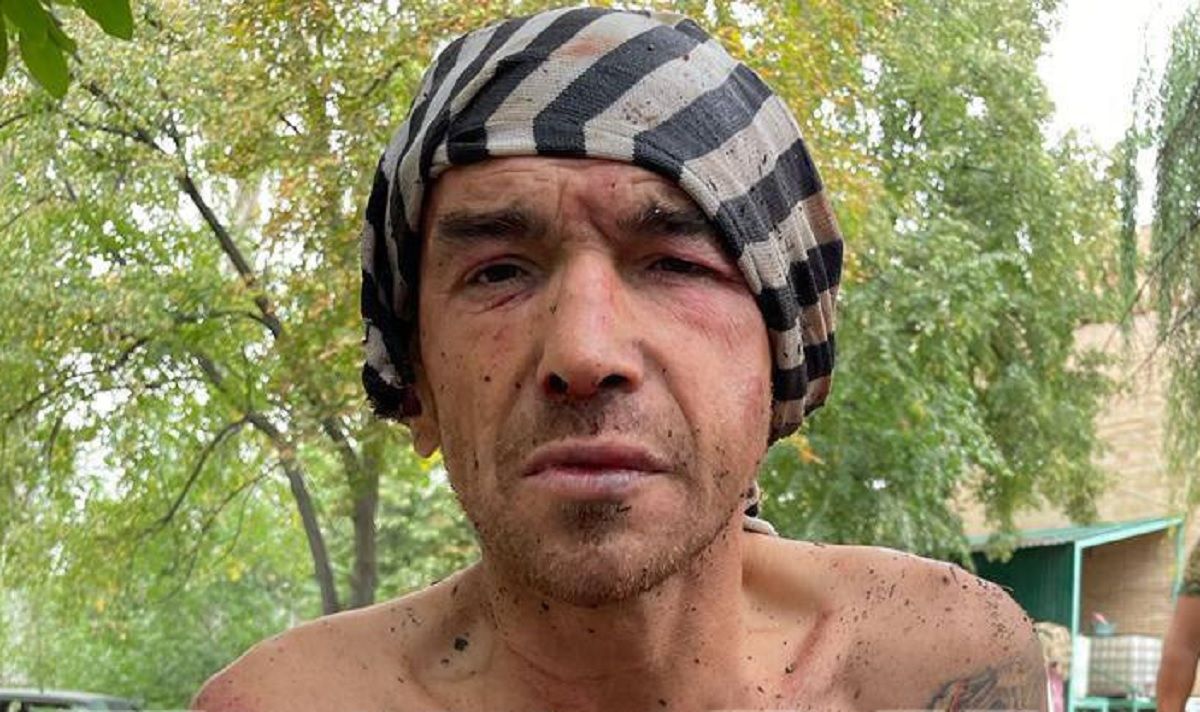 На Донбасі українські військові взяли у полон російського «зека»
