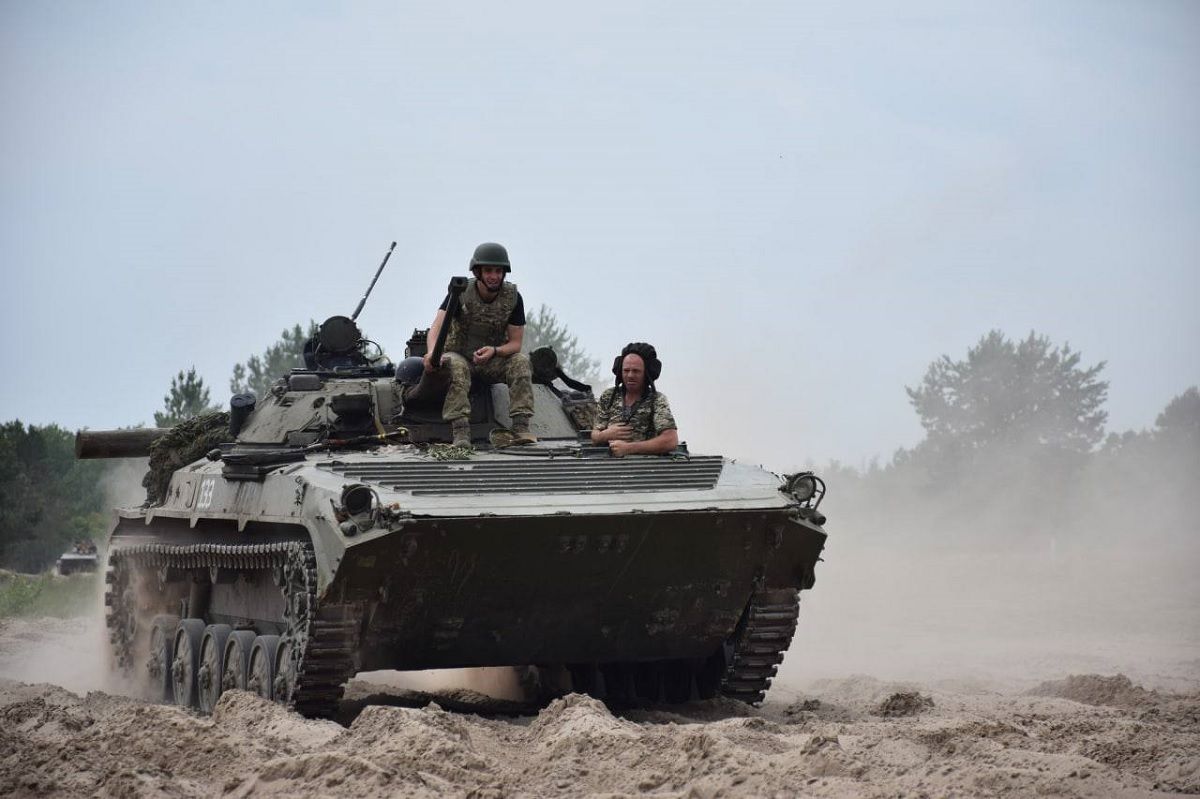 ЗСУ знищили на півдні 14 ворожих танків та понад 60 одиниць техніки