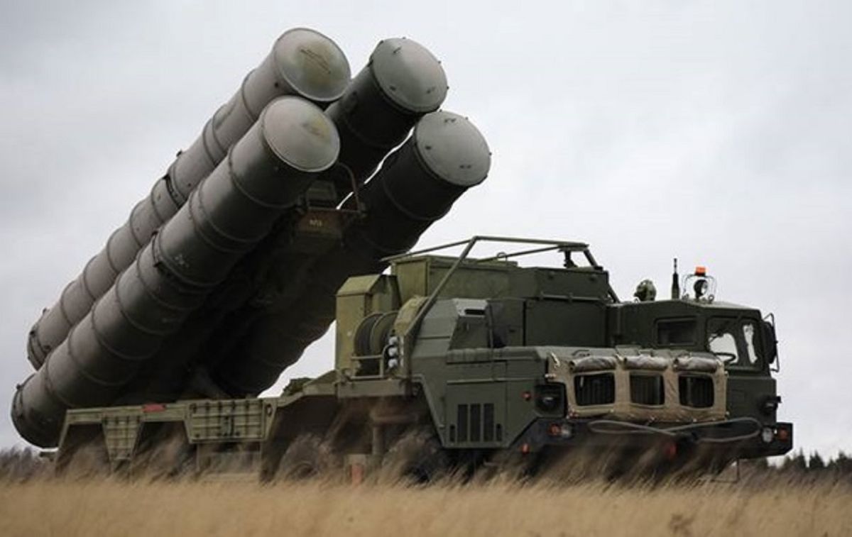 Через брак зброї росіяни стали частіше використовувати застарілі ракети С-300
