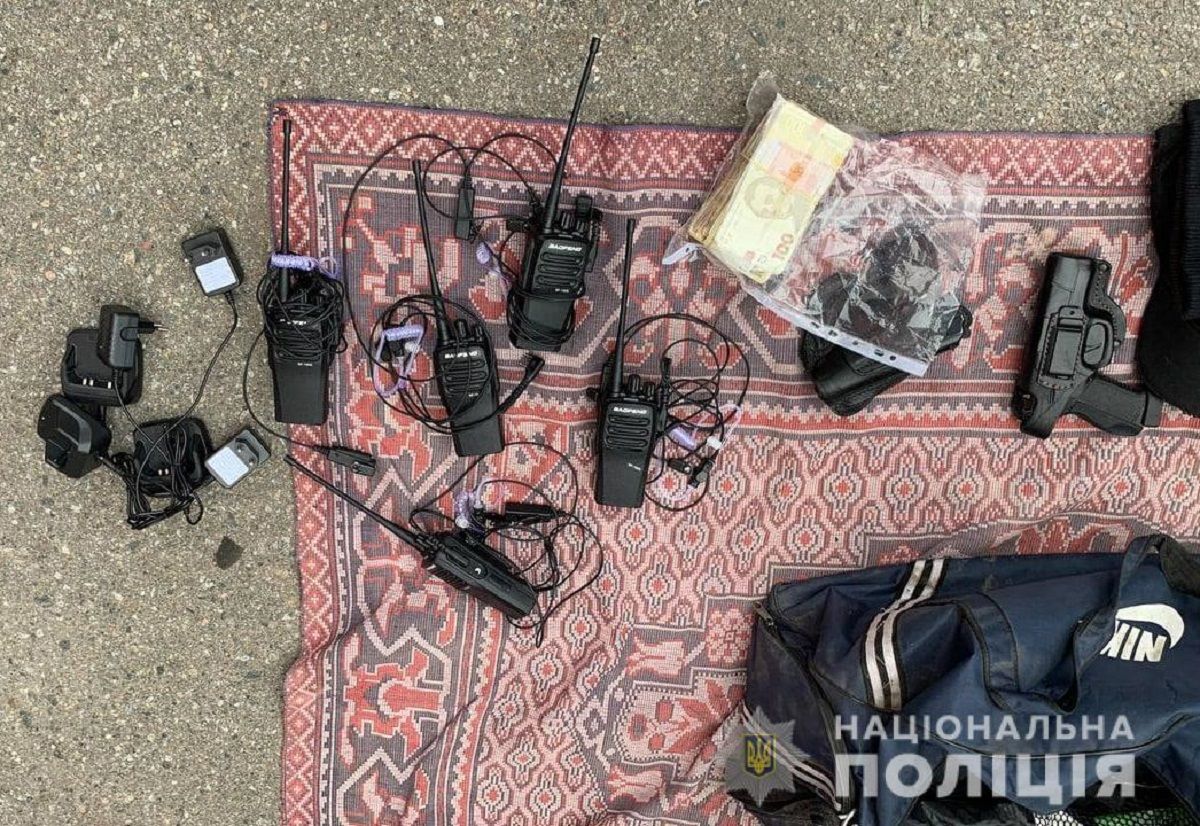 На Київщині поліція затримала групу нападників на підприємства