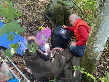 40-річний турист з Києва кілька днів пролежав у лісі на Закарпатті