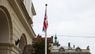 Перед львівською ратушею приспустили прапор Великої Британії