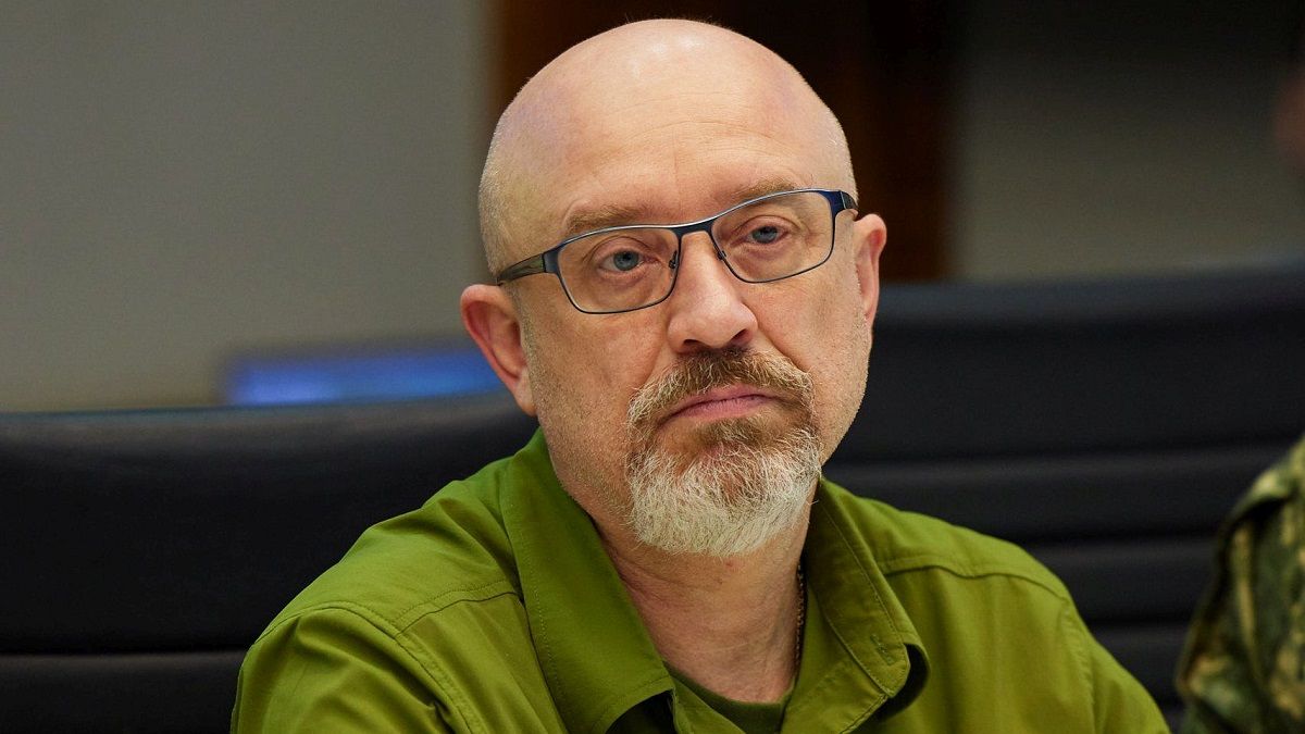 Резніков закликав більшість чоловіків бути готовими воювати