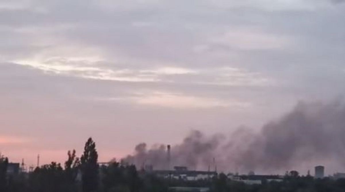 ЗСУ завдали ударів по складу боєприпасів окупантів у Каховці