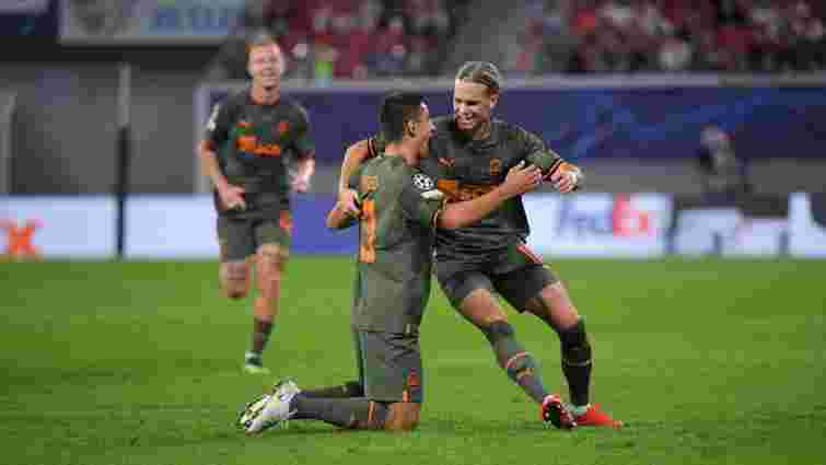 Донецький «Шахтар» не зміг вирвати перемогу в ФК «Селтік» у ЛЧ Донецький «Шахтар» не зміг вирвати перемогу в ФК «Селтік» у ЛЧ