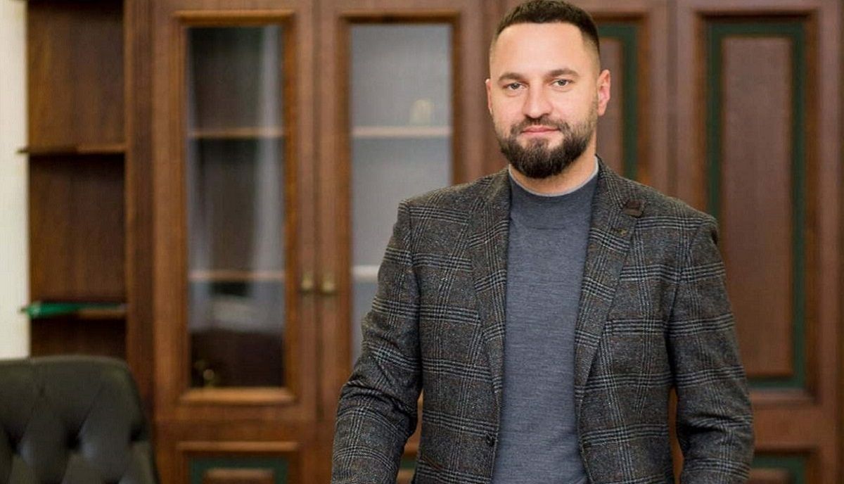 ДБР провело обшук в помешканні екс-керівника Львівської митниці
