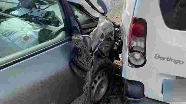 П'яний водій Ford розбив п'ять автомобілів у Тернополі