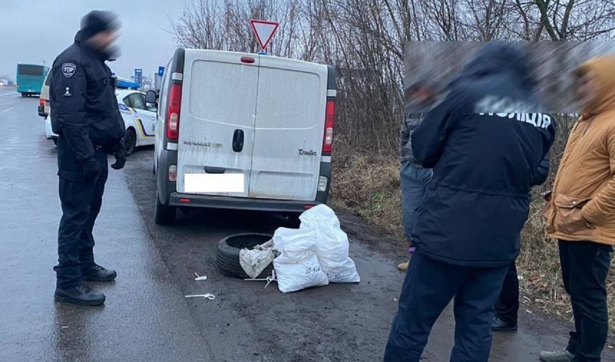 Екс-голову села з Рівненщини посадили на чотири роки за 33 кг бурштину