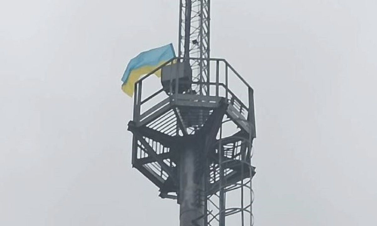 ЗСУ підняли український прапор над селищем Діброва на Донеччині