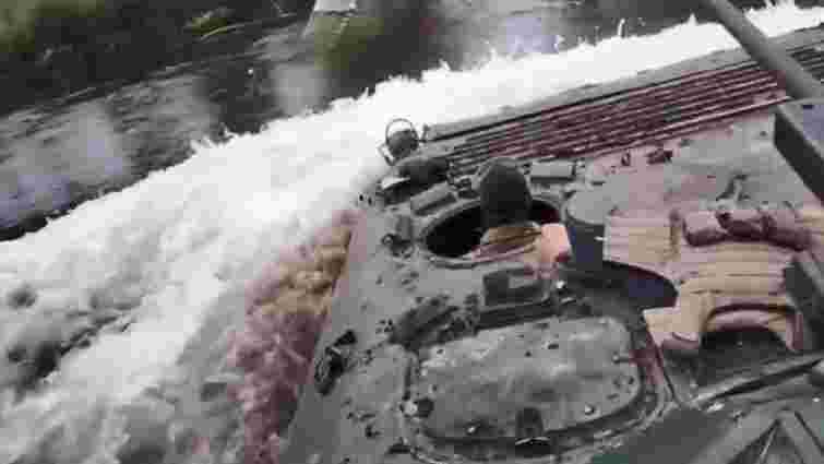 Бійці ЗСУ показали, як форсували річку Оскіл на Харківщині